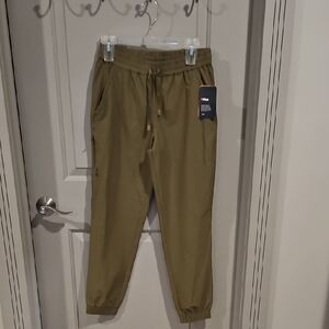 Women's Bass B Flex Outdoor Jogger Capris
